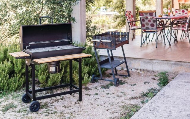 Stunning Home in Sibenik With Wifi and 5 Bedrooms