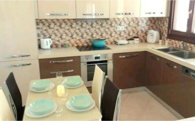 Central, fully equipped, 2 bedrooms, great view, wifi