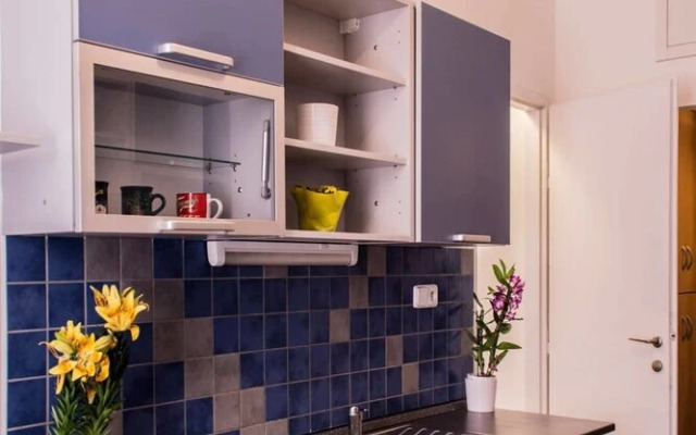 Exclusive Riverside Apartment In Heart Of Prague