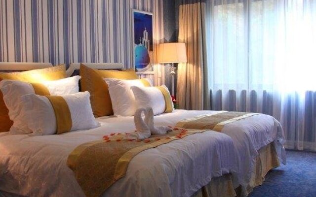 Qingshuiwan Hot Spring Holiday Village