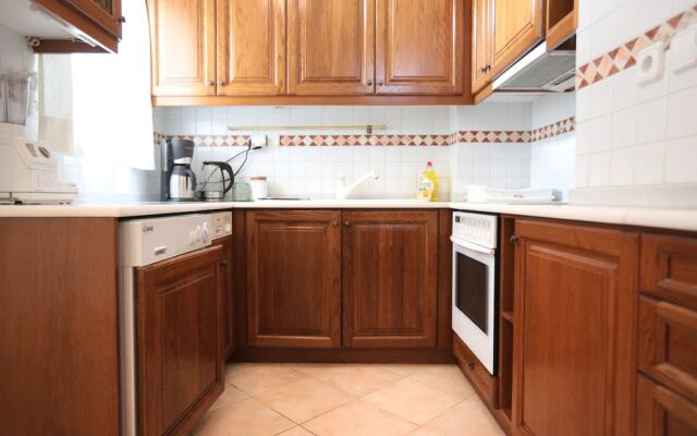 Pagrati Penthouse Apartment