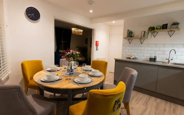 Luxury Ramsgate Harbour View By Adliv