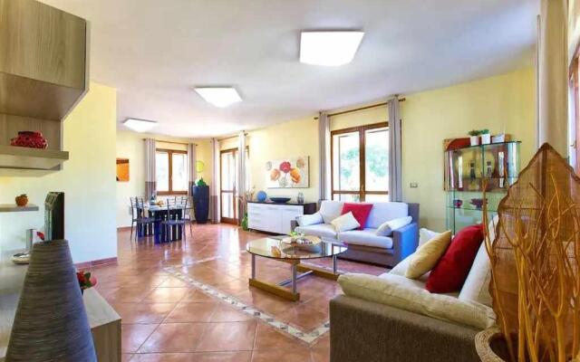 Alghero Villa Mistral per 7 persone Terrazza BBQ AC WiFi