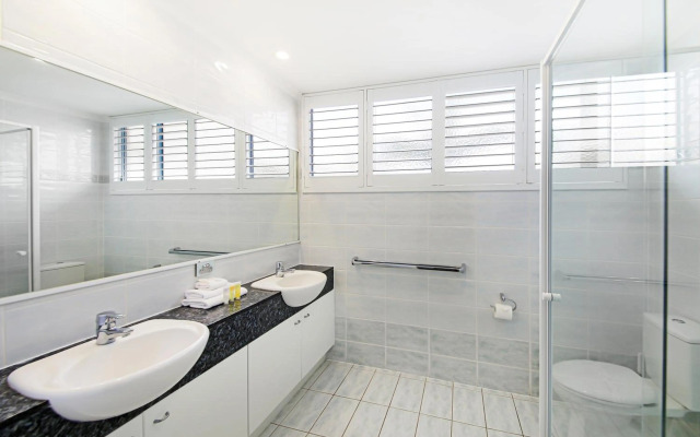 Alexandra on the Pacific