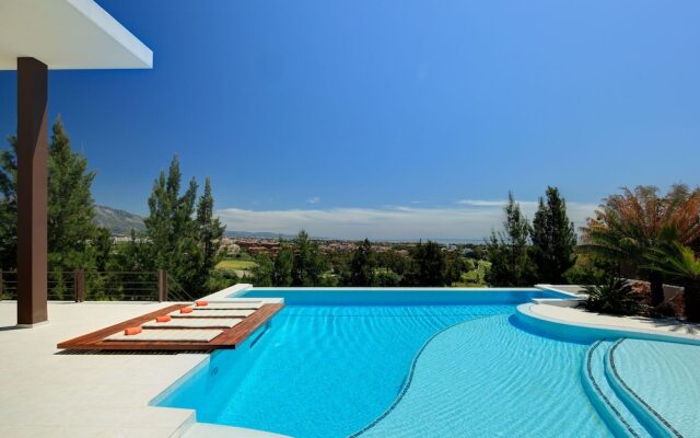 Contemporary Villa, Golf La Alquería, Benahavis, Marbella