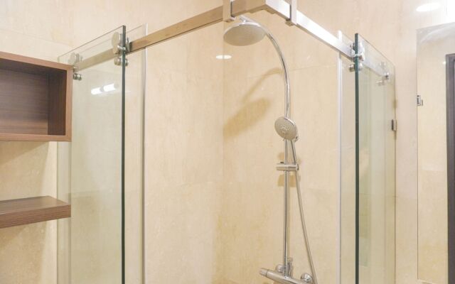 Comfort And Elegant 2Br Sudirman Suites Apartment