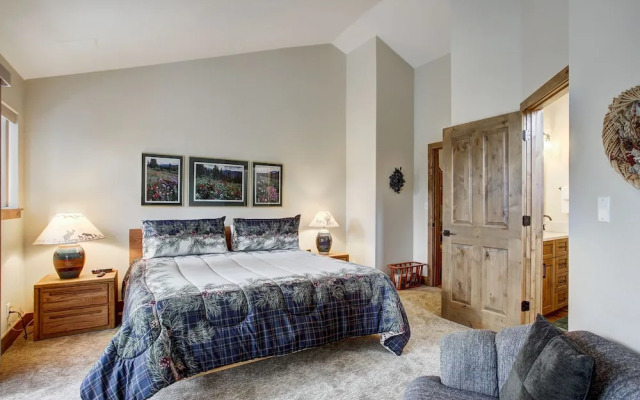 Village Point 308