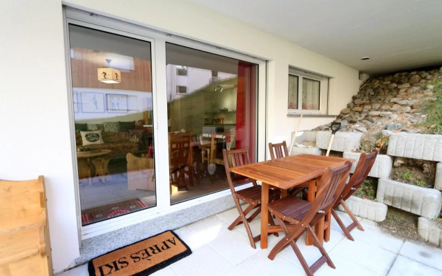Perrine Garden - Cozy Central Apartment with Private Garden
