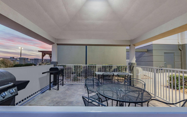 Hawthorn Extended Stay by Wyndham Ardmore