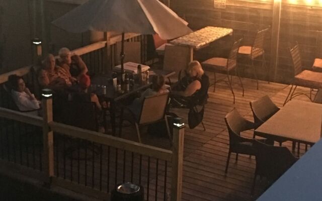 Seagrass Inn