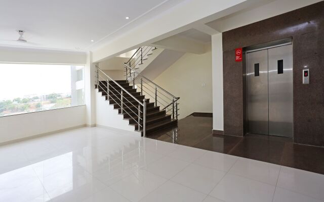 OYO 8425 Hotel Shiv Palace