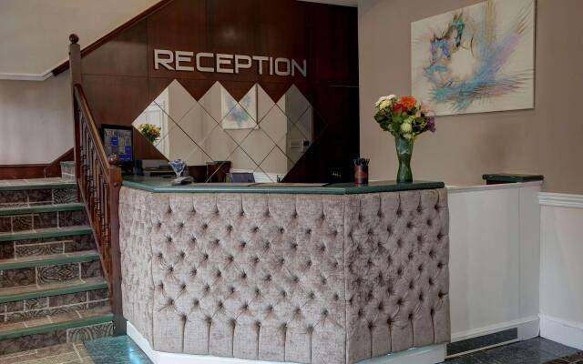 Bridge House Hotel