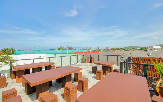 OYO 242 Baan Noppadol Hua Hin Resort