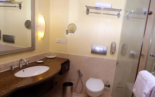 Vivanta Ernakulam, Marine Drive