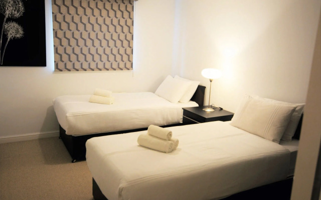 Zen Apartments - Docklands