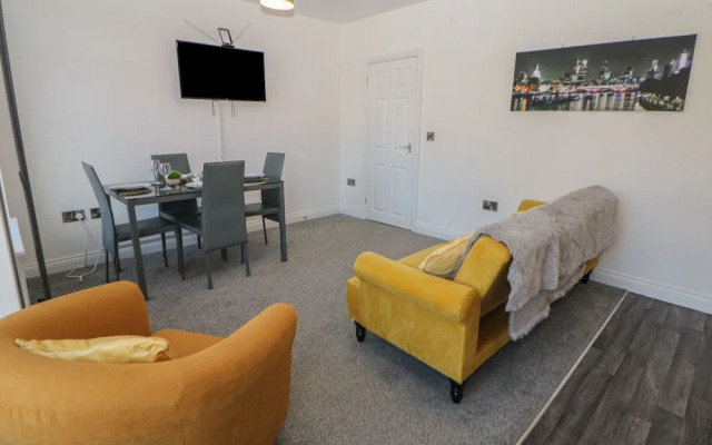 Flat 2 Englehurst Mews
