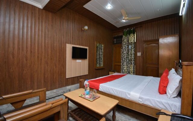 Oyo 40230 Hotel Royal Palace