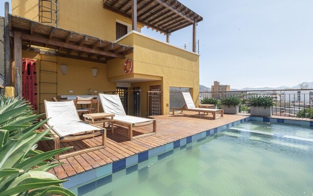 Amazing Loft at Parque de Los Novios w Private Jacuzzi 101