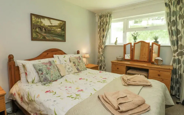 9 Manorcombe Bungalows