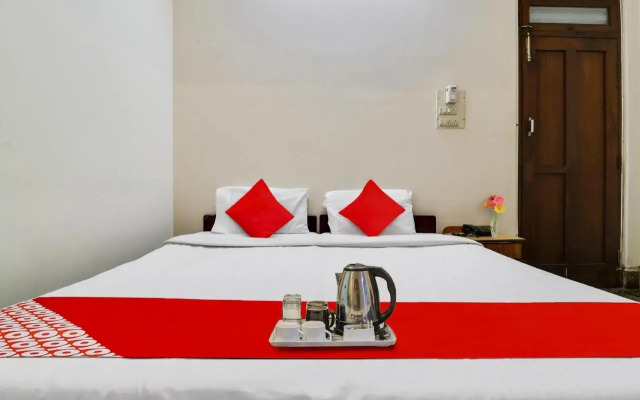 Oyo Flagship 93332 Hotel Maharaja