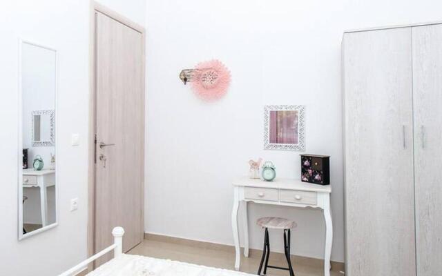 Eliora Studio & Aelia Apartment