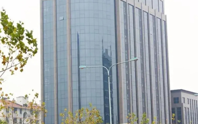 Vienna Longgang Hotel