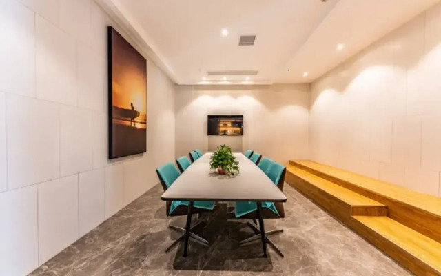 Ausotel Smart (Shiyan Railway Station)