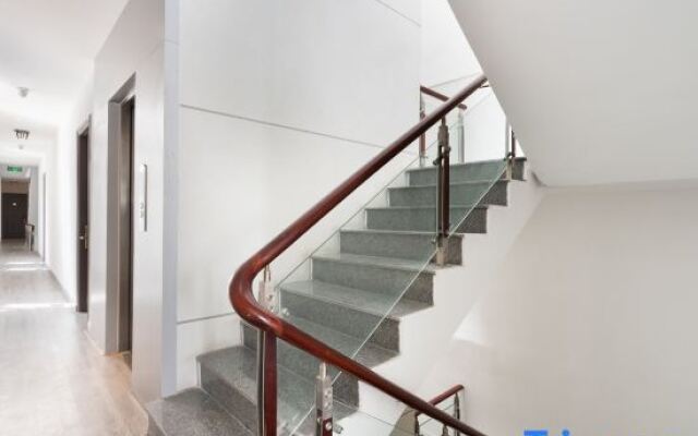 Nicecy Hotel - 218 Le Thanh Ton Street