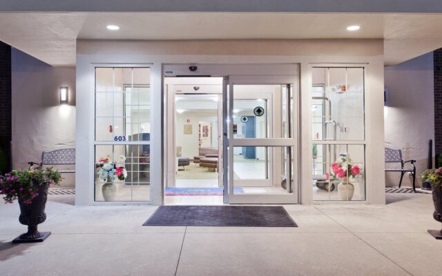 Candlewood Suites Lexington by IHG