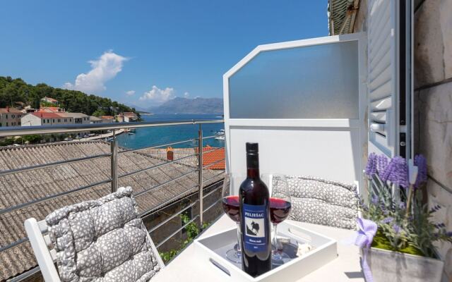 Comfy Apartment in Povlja Near Sea