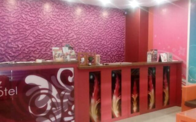 New Fariz Hotel