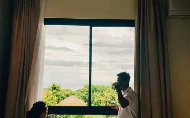 Kambaniru Beach Hotel & Resort