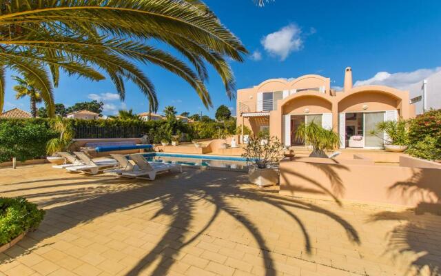 Villa Midas