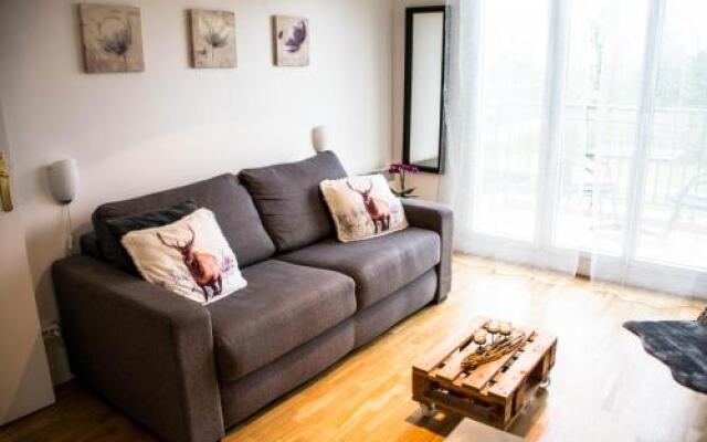 Sweet Apartment In Front Of Disneyland S Castel