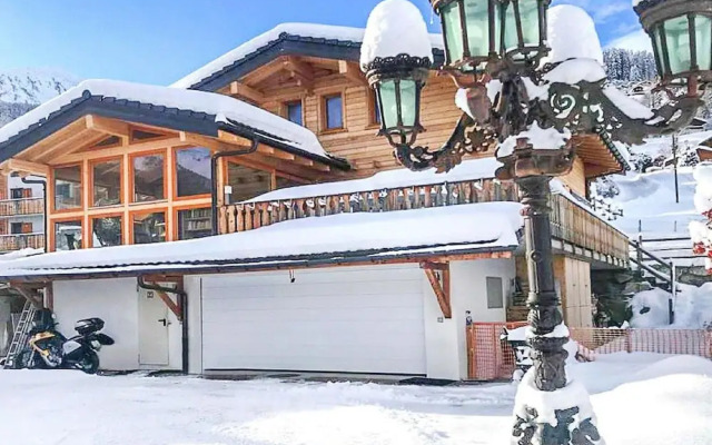 Exceptional Chalet With Outdoor Bubble Bath