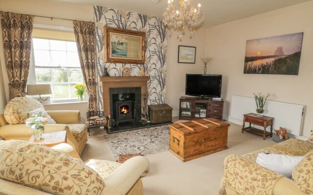 Apartment 7, Sneaton Hall