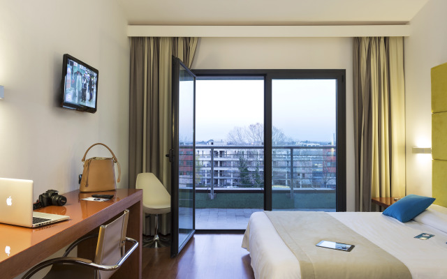 B&B HOTEL Pisa Airport