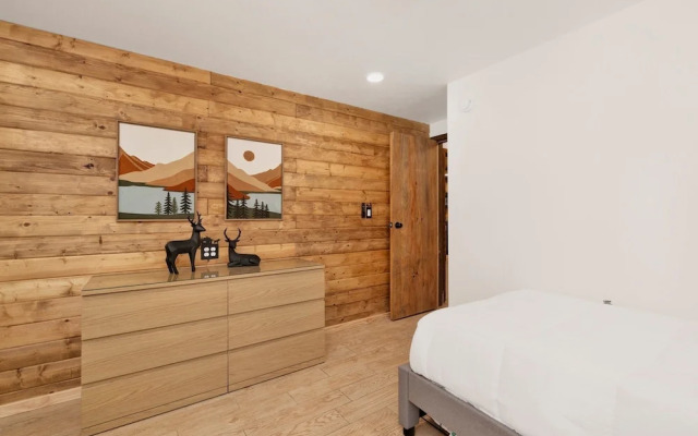 Lily's Bear Cabin #2544