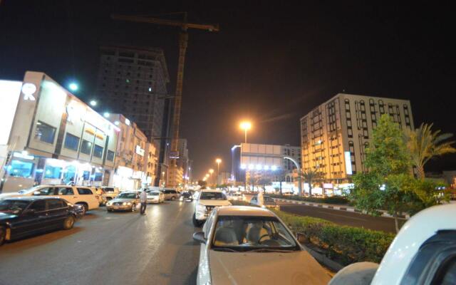 Al Tawfiq Plaza 4