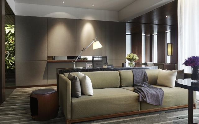 Hansar Bangkok Hotel - photo 2