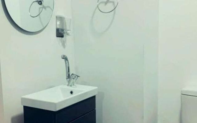 Convenient And Furnished Flat In Izmir Bayrakli