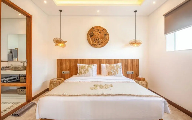 Coastal Comfort: Cozy 4BR Villa, 5 Min Walk to Finns Beach