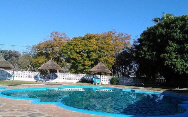 Regency Hotel Flamboyant