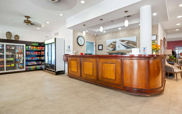 Best Western Plus Belize Biltmore Plaza