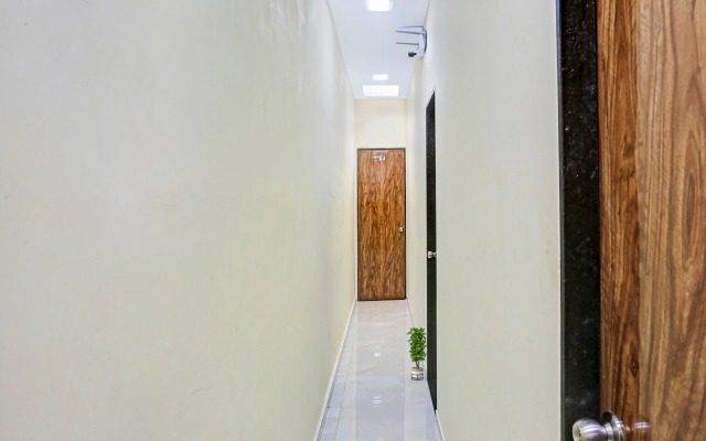 OYO 92129 Hotel S K Palace