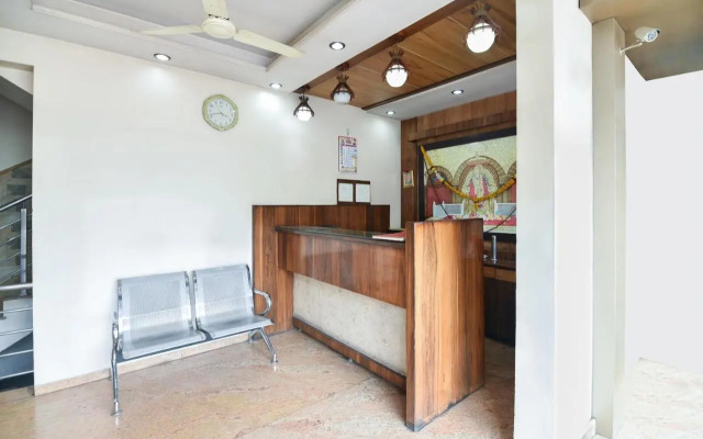 Hotel Saivishwakarma Palace