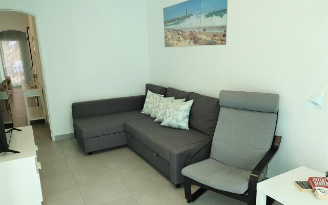T1 Lote Novo 50m Praia SUITE 4pax
