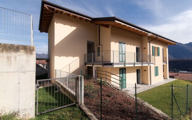 Magic Garden Como-Pool-Jacuzzi and amazing Lake view