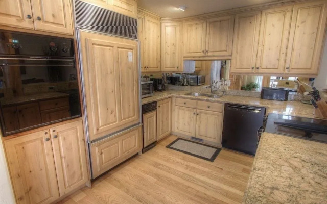 Deer Valley Silverlake Cache