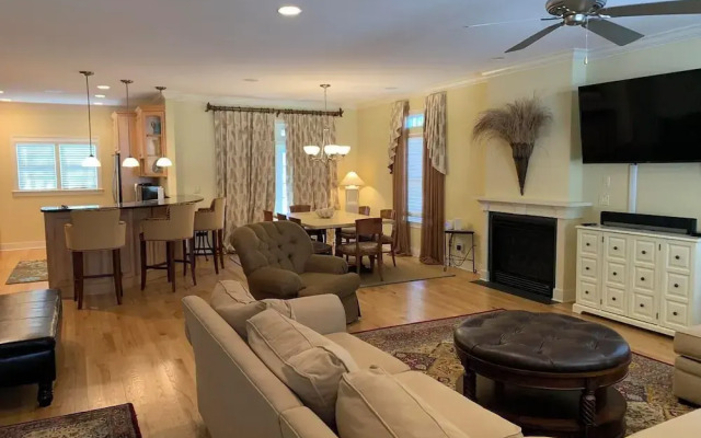 Philadelphia Street 118e